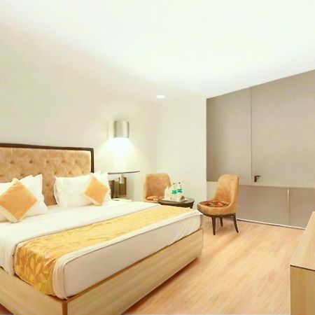 Hotel Almora Inn - Near By Delhi International Airport - With Free Airport Pickup And Drop Nova Deli Exterior foto
