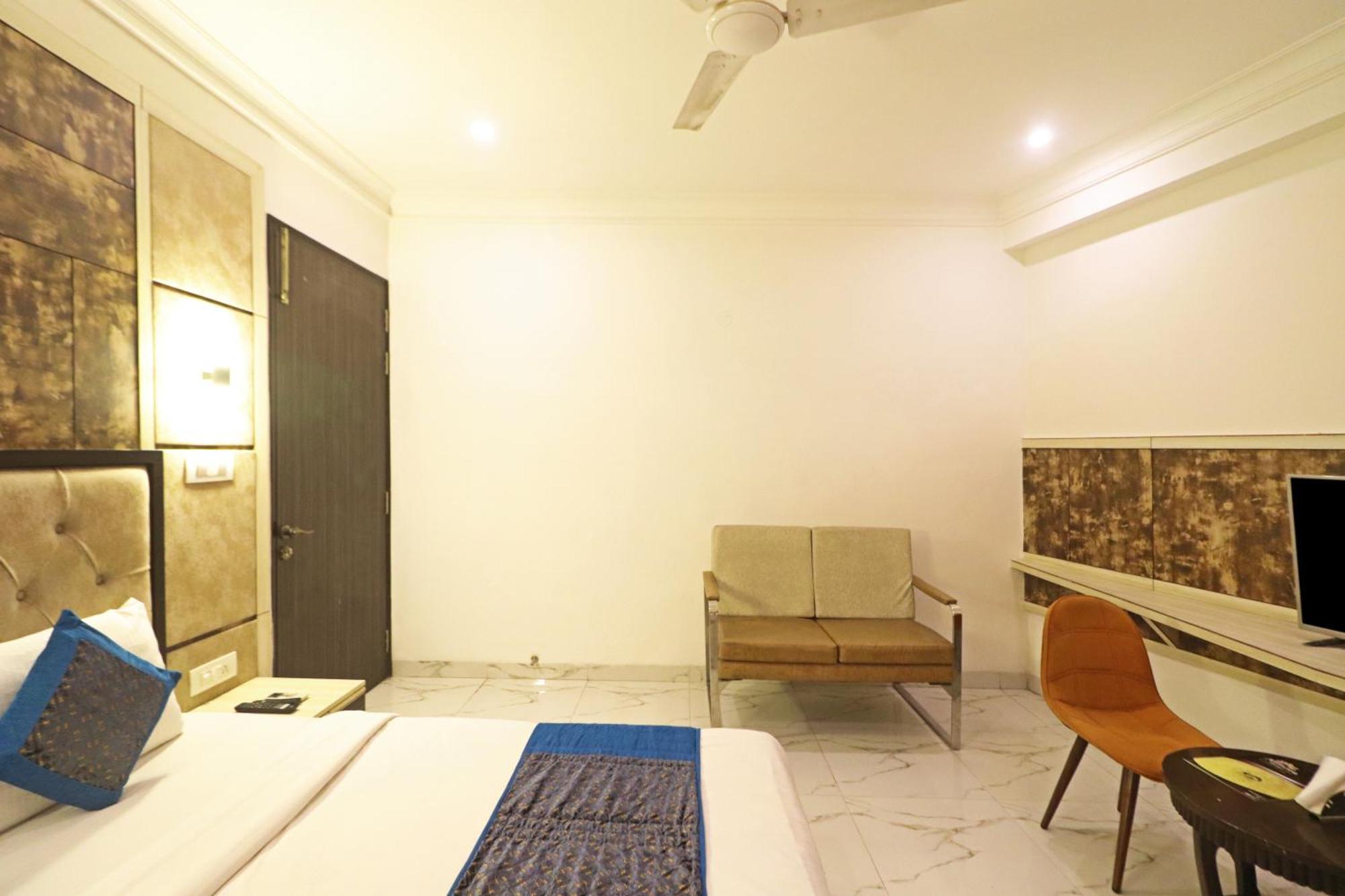 Hotel Almora Inn - Near By Delhi International Airport - With Free Airport Pickup And Drop Nova Deli Exterior foto